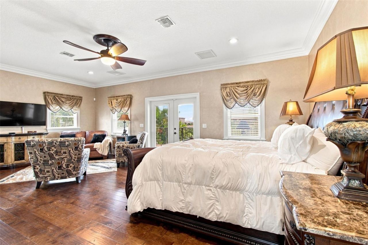 11220 8th Street E, Treasure Island, FL 33706 Photo