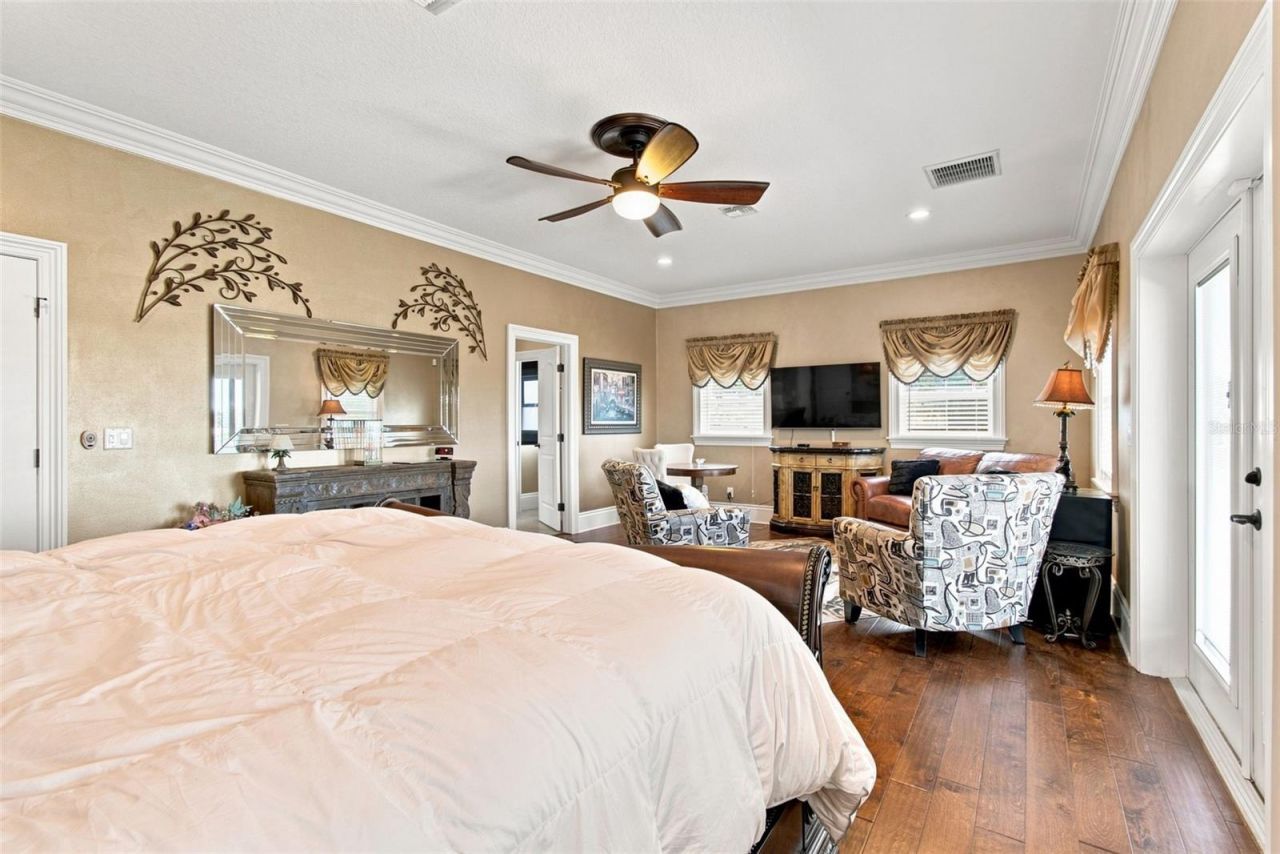 11220 8th Street E, Treasure Island, FL 33706 Photo