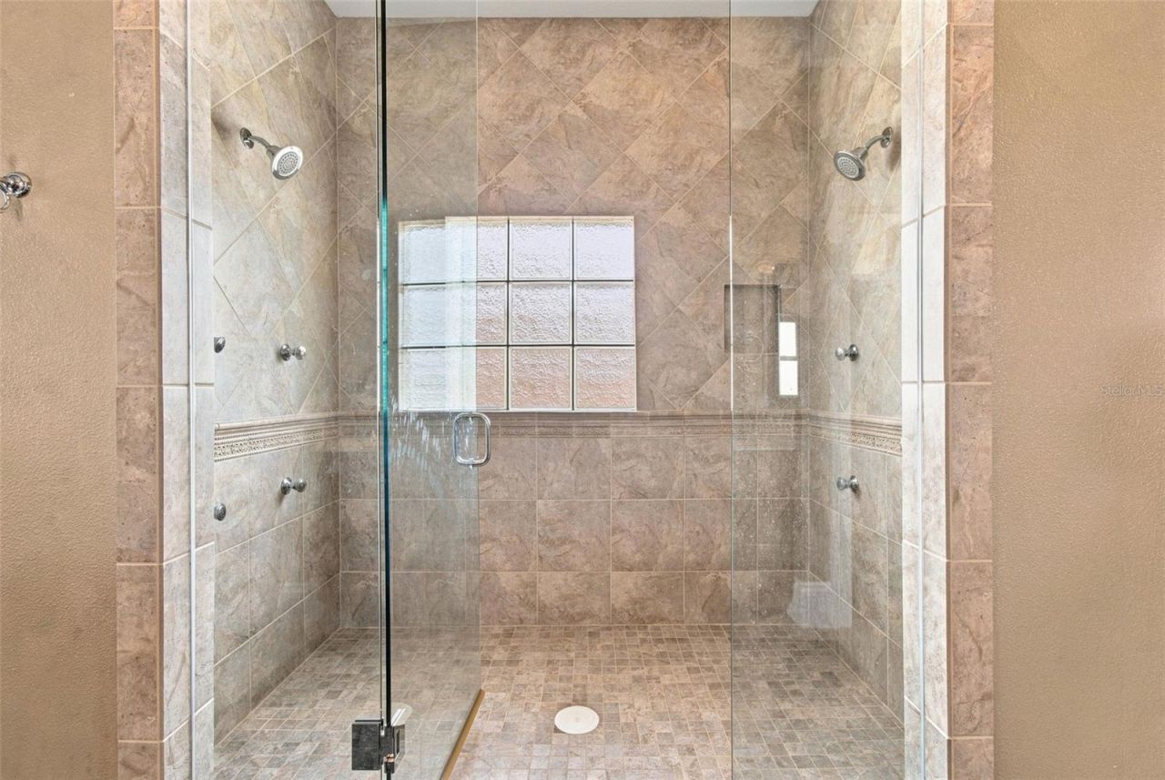 11220 8th Street E, Treasure Island, FL 33706 Photo