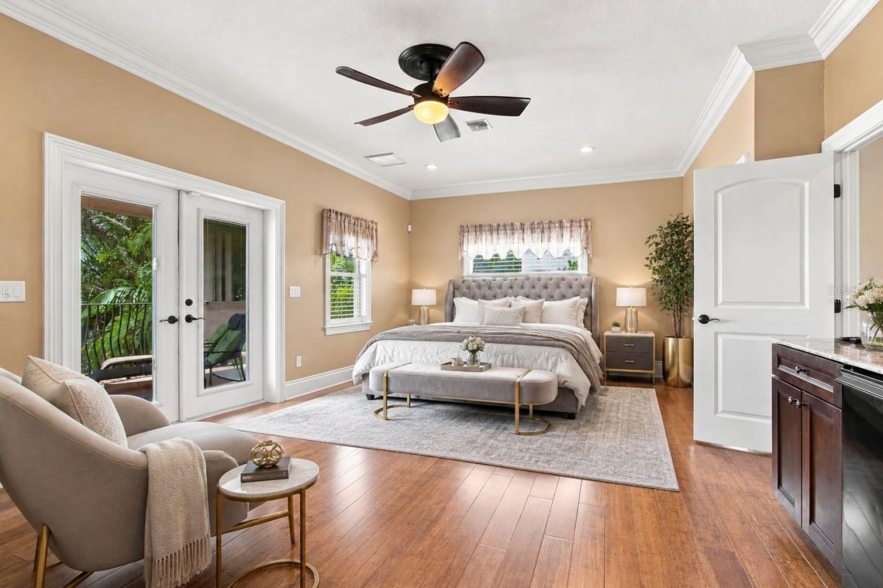 11220 8th Street E, Treasure Island, FL 33706 Photo