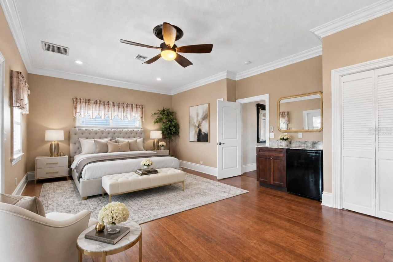 11220 8th Street E, Treasure Island, FL 33706 Photo