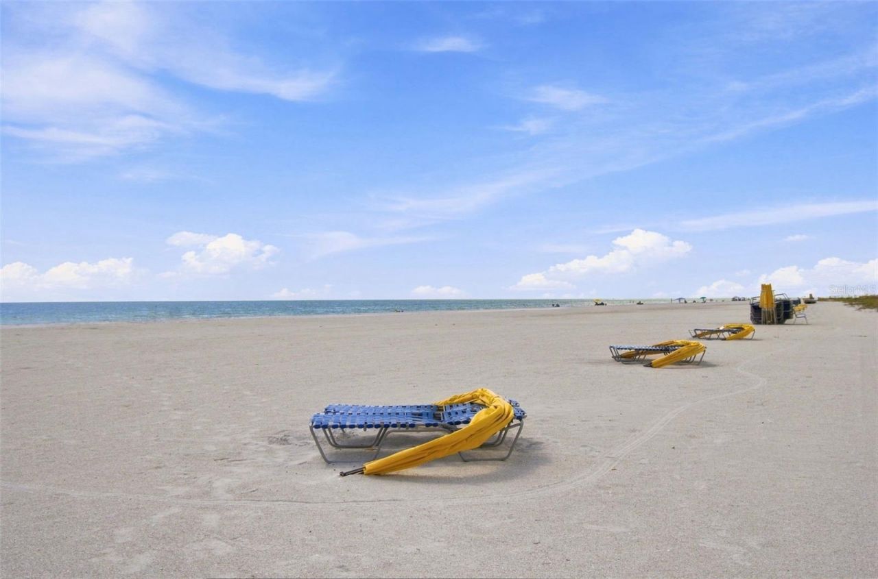 11220 8th Street E, Treasure Island, FL 33706 Photo