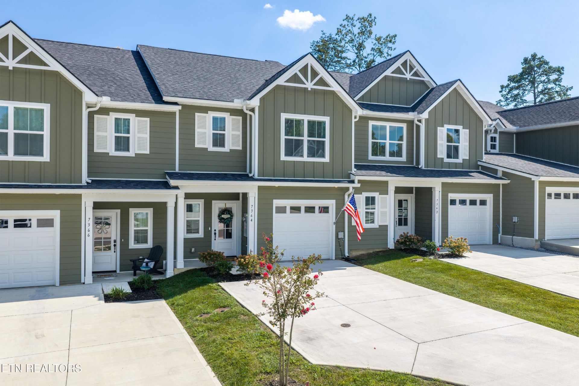 7364 Sun Blossom Lane  Knoxville, TN 37924
