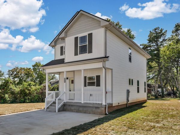 2619 Scott Dr, Clarksville, TN 37042