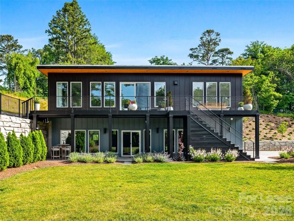 8 Midland Drive , Asheville, NC 28804