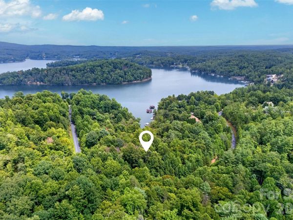 360 Harborside Drive, Nebo, NC 28761