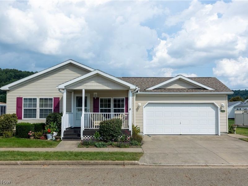 310 Galaxy Drive, Dover, OH 44622 Photo 1
