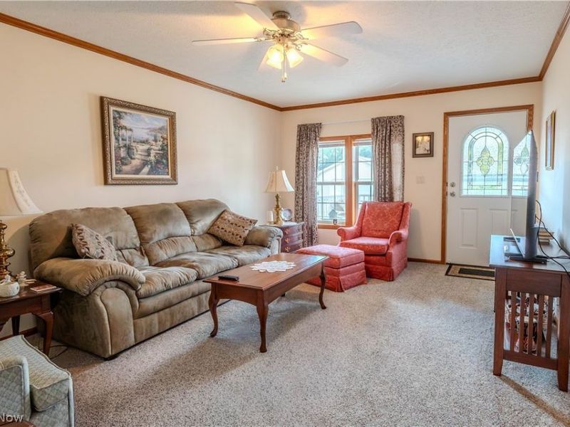 310 Galaxy Drive, Dover, OH 44622 Photo 4