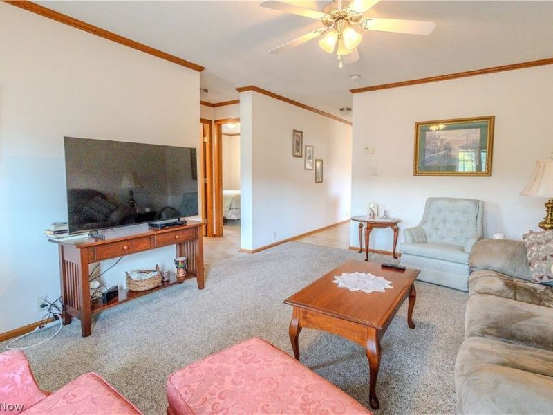 310 Galaxy Drive, Dover, OH 44622 Photo 5