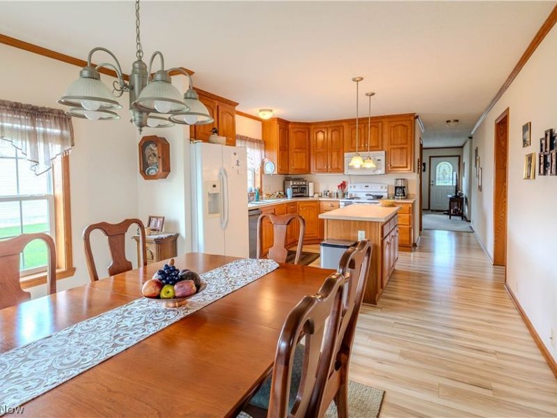 310 Galaxy Drive, Dover, OH 44622 Photo 8