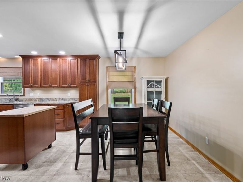 4618 S Arlington Road, Green, OH 44685 Photo 9