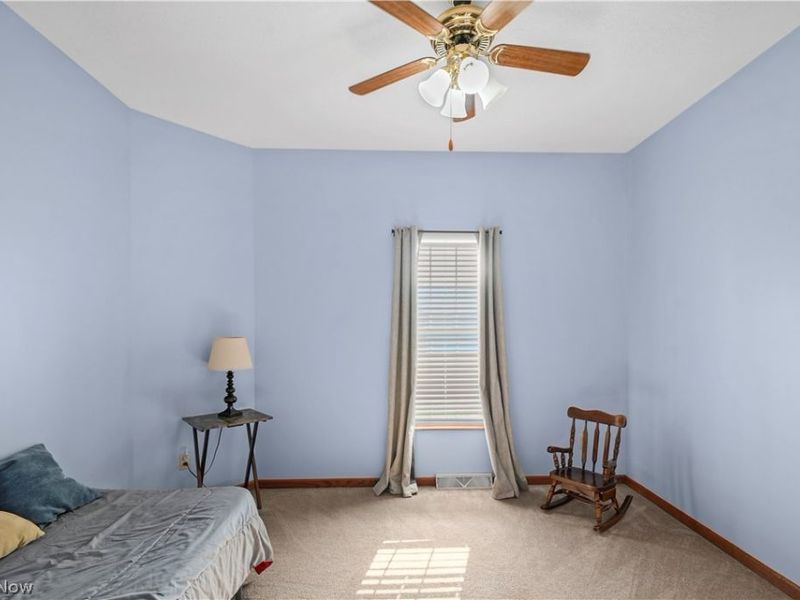 21 Abbington Drive NW, Warren, OH 44481 Photo 17
