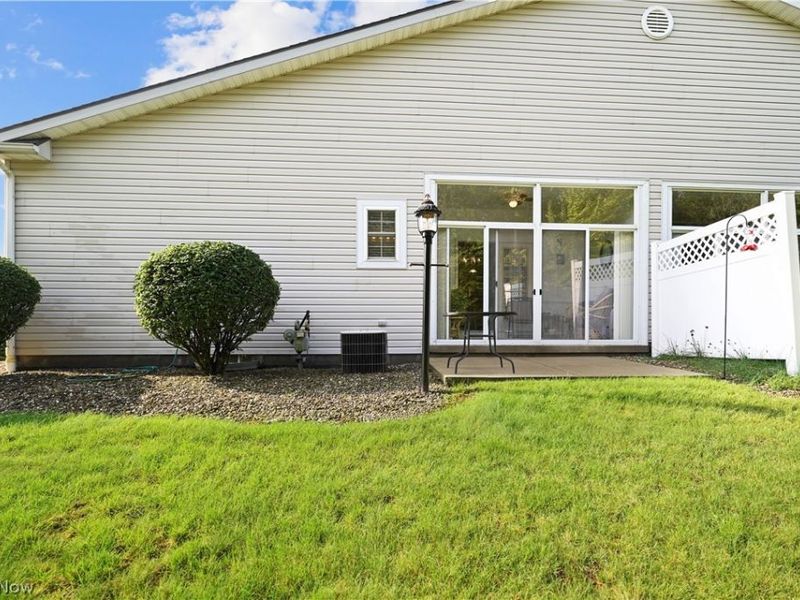 21 Abbington Drive NW, Warren, OH 44481 Photo 21