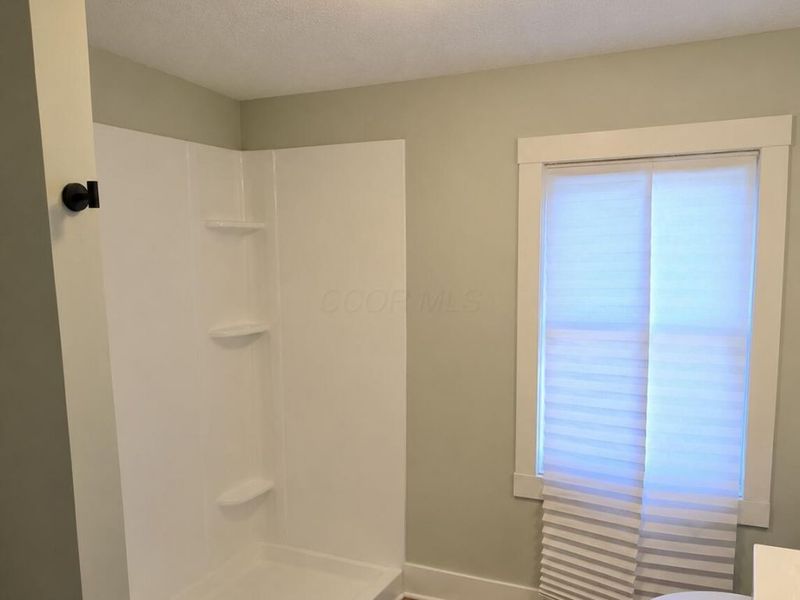 233 Columbian, Columbus, OH 43223 Photo 10