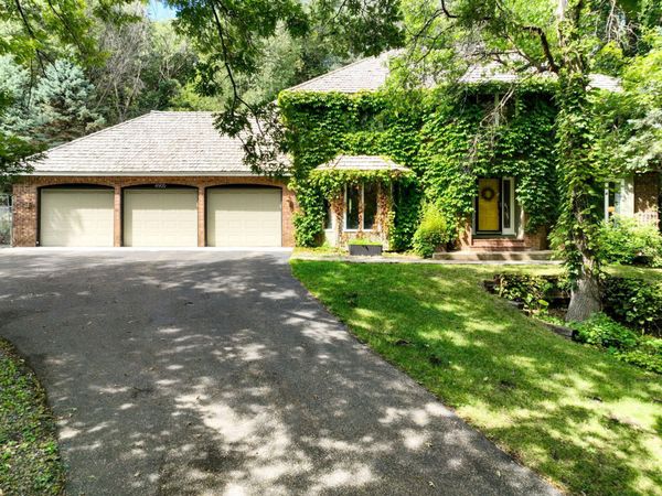 4905 Safari Court S, Eagan, MN 55122