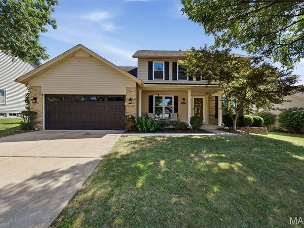 1042 Remington Oaks Court, Fenton, MO 63026