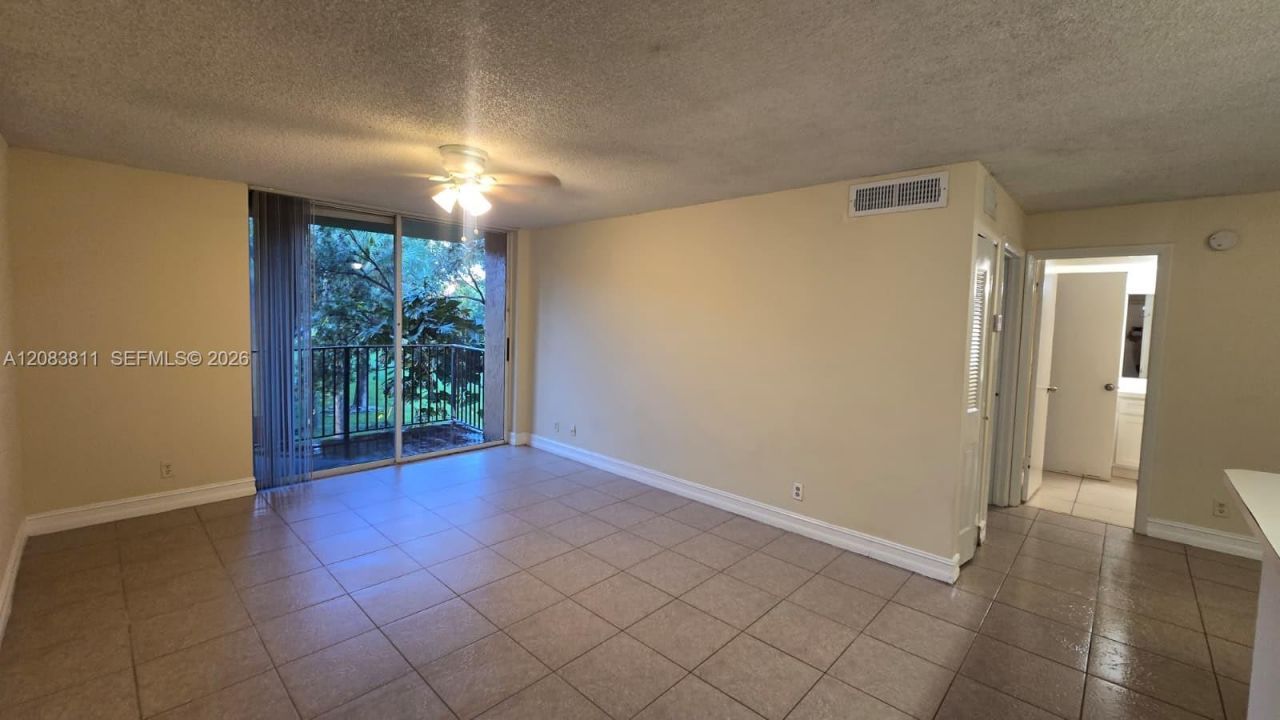 10765 Cleary Blvd, Unit 203, Plantation, FL 33324 Photo