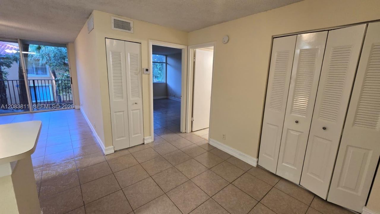 10765 Cleary Blvd, Unit 203, Plantation, FL 33324 Photo