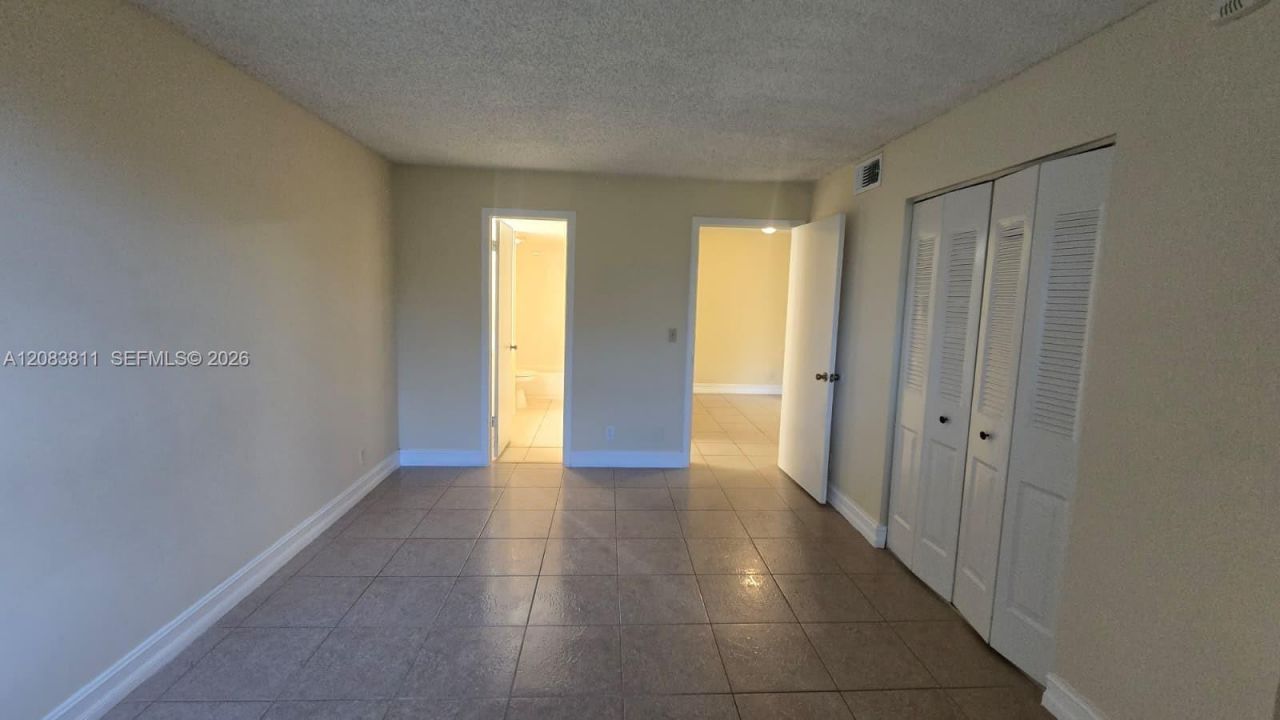 10765 Cleary Blvd, Unit 203, Plantation, FL 33324 Photo