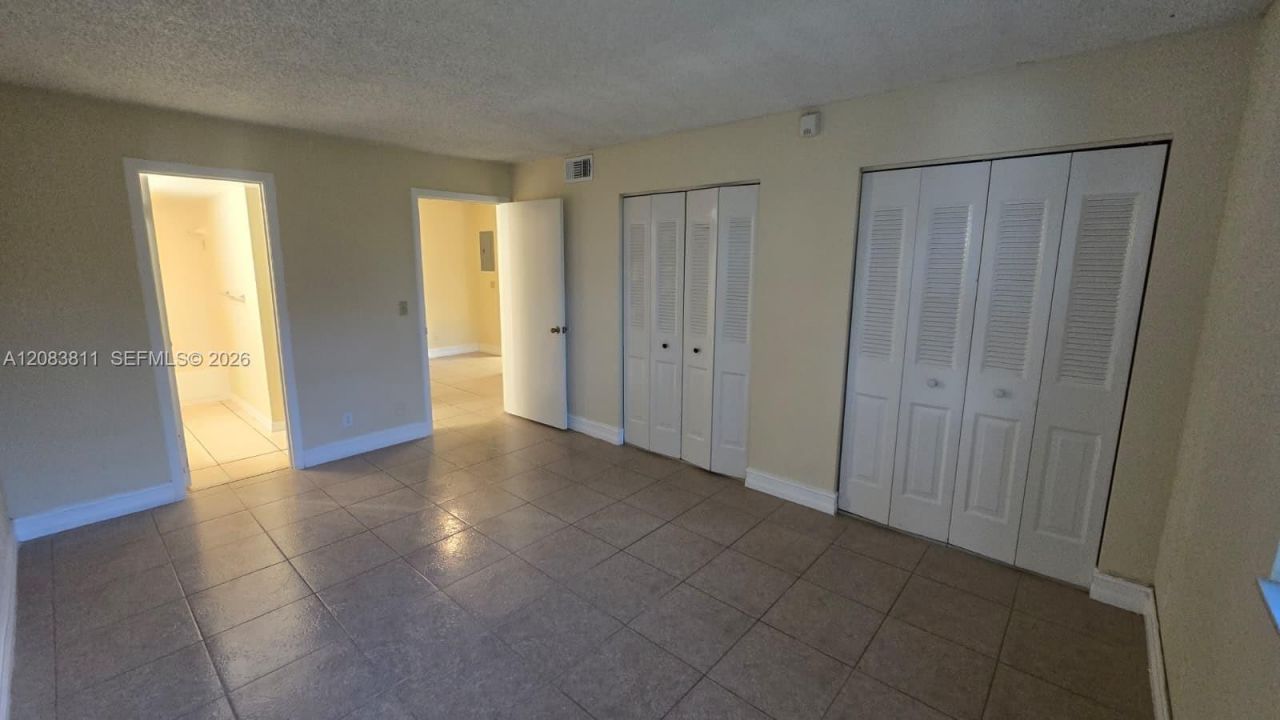 10765 Cleary Blvd, Unit 203, Plantation, FL 33324 Photo