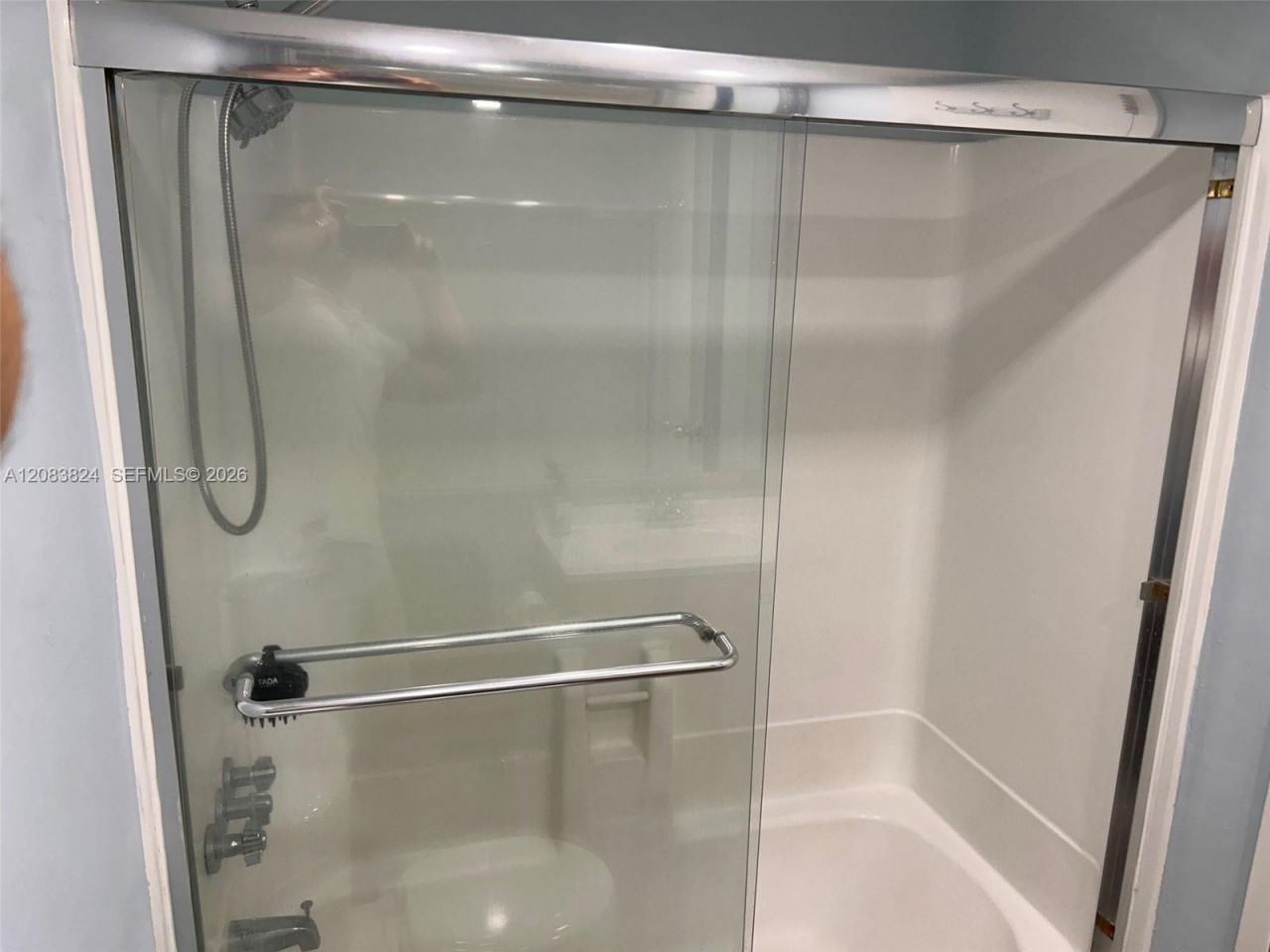 2350 NE 135th St, Unit 903, North Miami, FL 33181 Photo