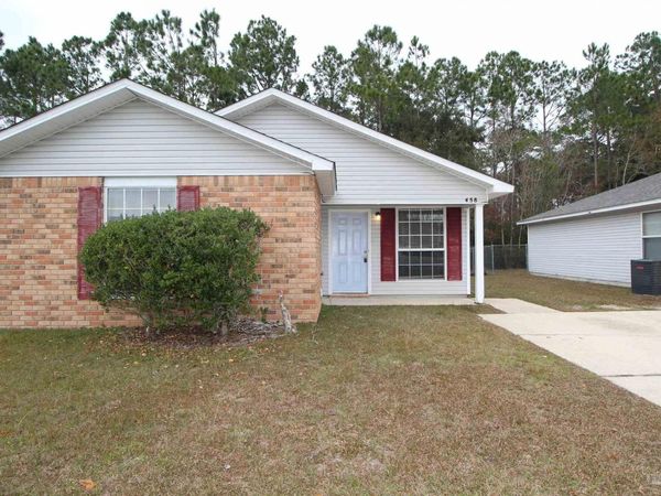 458 Bay Pine Villa Dr, Pensacola, FL 32506