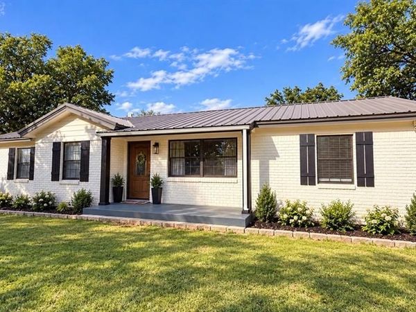 1100 County Road 1300 , Bridgeport, TX 76426