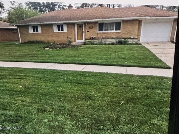 3522 Victory Avenue , Toledo, OH 43607