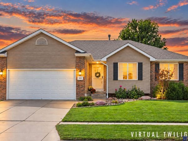 8801 Broken Spoke Drive, Lincoln, NE 68507