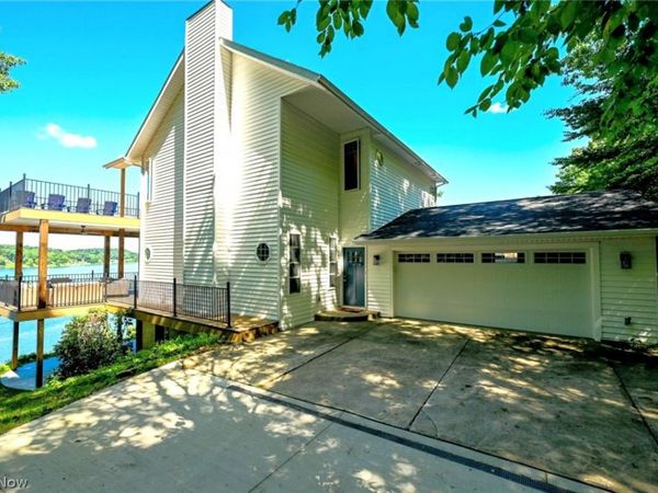 174 Cheyenne Trail , Malvern, OH 44644