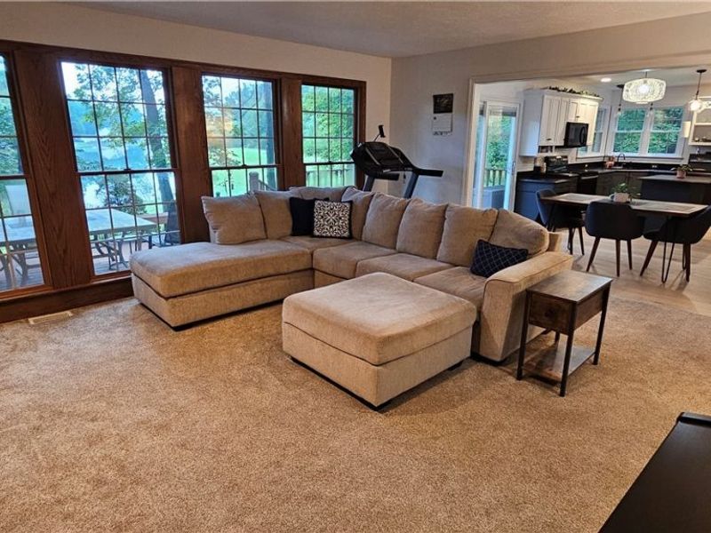 700 Stillwater Drive, Deerfield, OH 44411 Photo 10