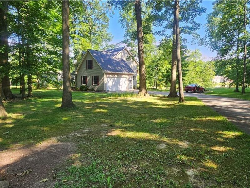 700 Stillwater Drive, Deerfield, OH 44411 Photo 11
