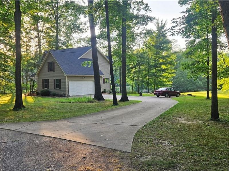 700 Stillwater Drive, Deerfield, OH 44411 Photo 29