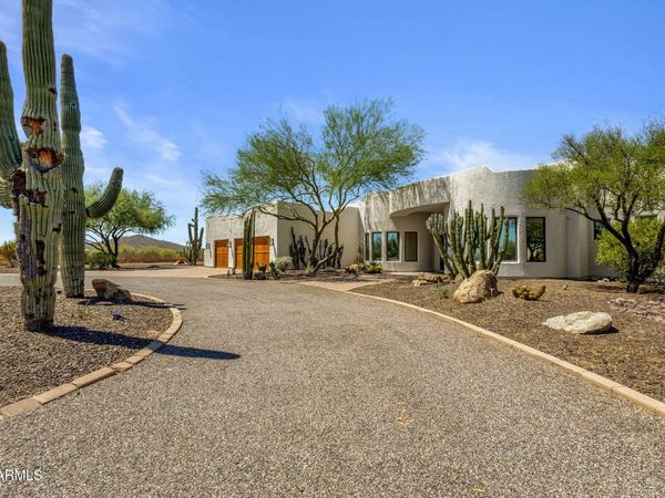 6 W PERDIDO Way, Phoenix, AZ 85086