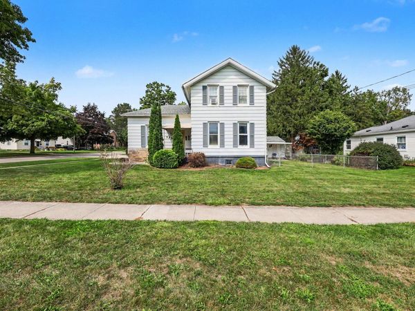 972 Michigan Avenue, Adrian, MI 49221