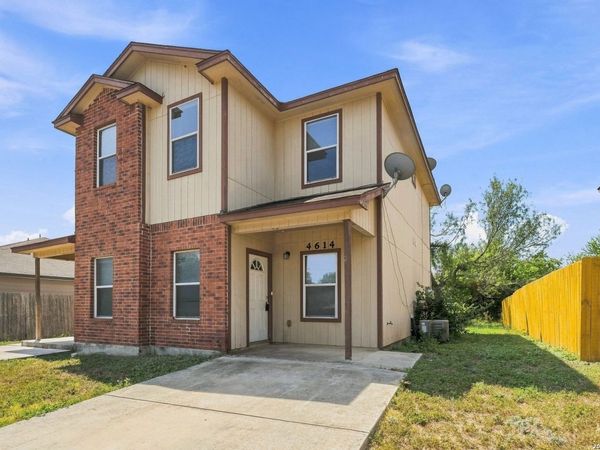 4614 SWANN LN, San Antonio, TX 78219