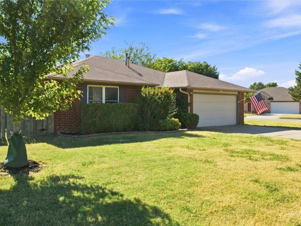 8710 N 124th East Avenue, Owasso, OK 74055