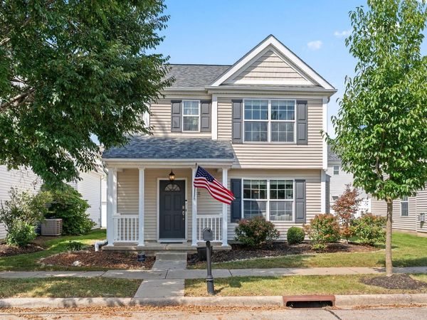 7202 Hillmont Drive, New Albany, OH 43054