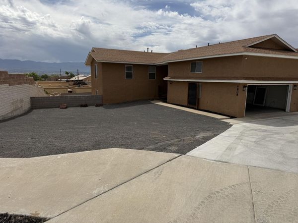 4808 Driftwood Avenue NW, Albuquerque, NM 87114