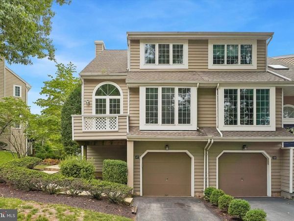 47 CABOT DRIVE , CHESTERBROOK, PA 19087