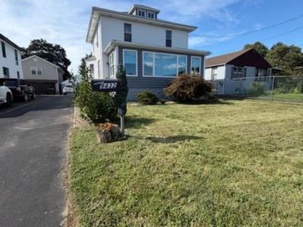 9432 KREWSTOWN ROAD , PHILADELPHIA, PA 19115