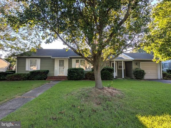 722 E IVY DRIVE , SEAFORD, DE 19973