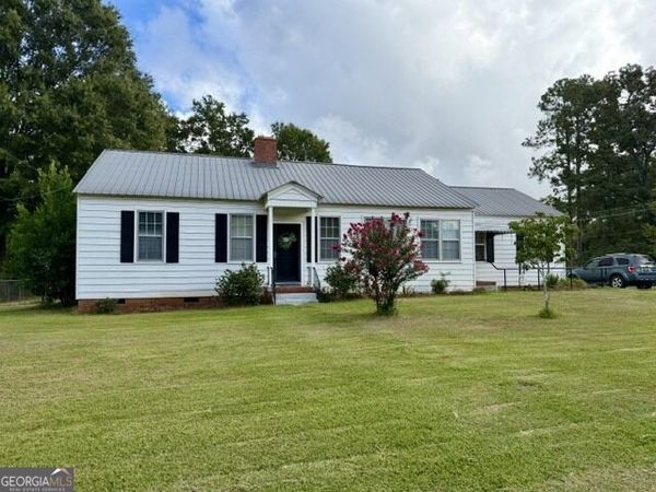 204 W First Ave., Sandersville, GA 31082
