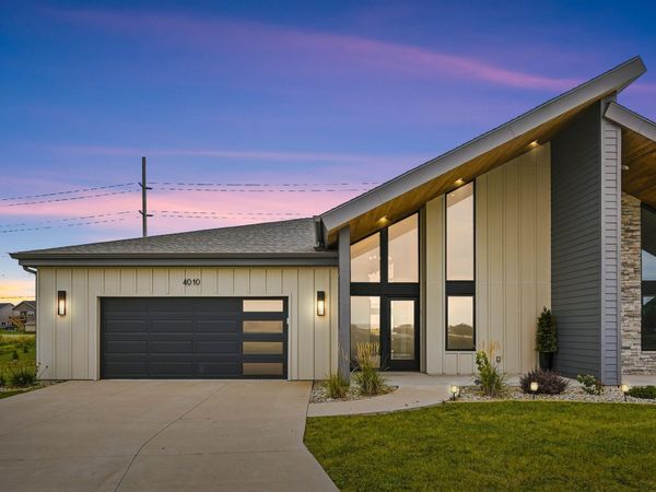 4010 Keagles Crossing, Cedar Falls, IA 50613