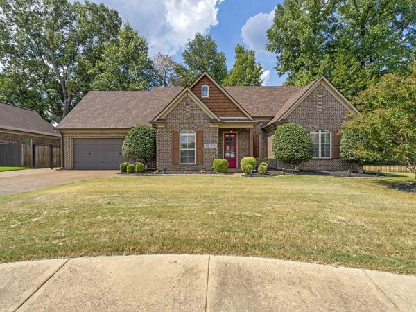 5279 TONI ROSE DR, Lakeland, TN 38002