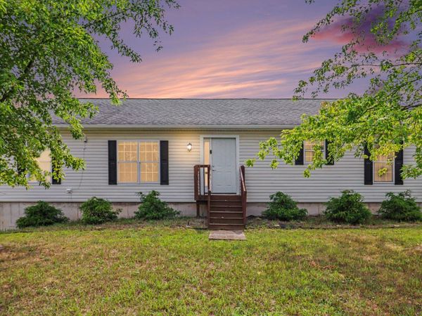 14743 Jefferson Road, Morley, MI 49336
