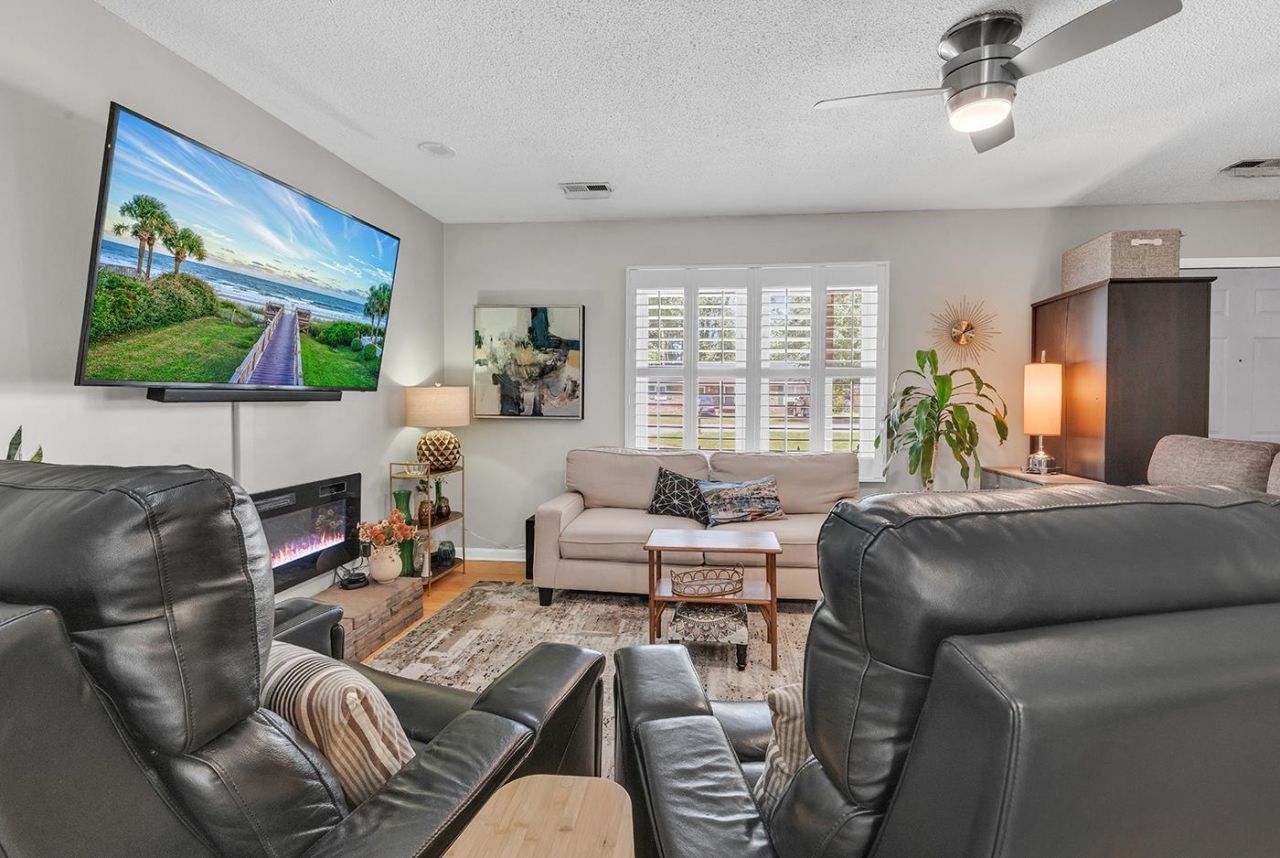 5582 Dogwood Circle Photo 10