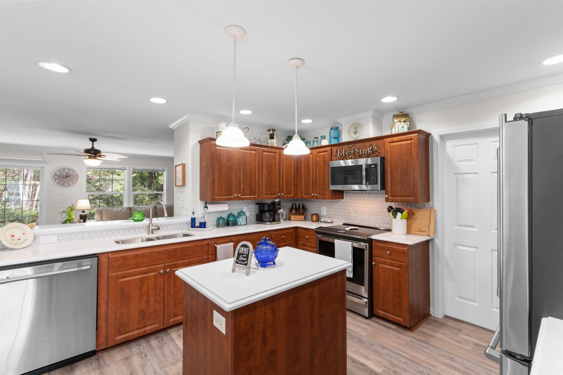311 Walden Lake Rd.  Photo 4