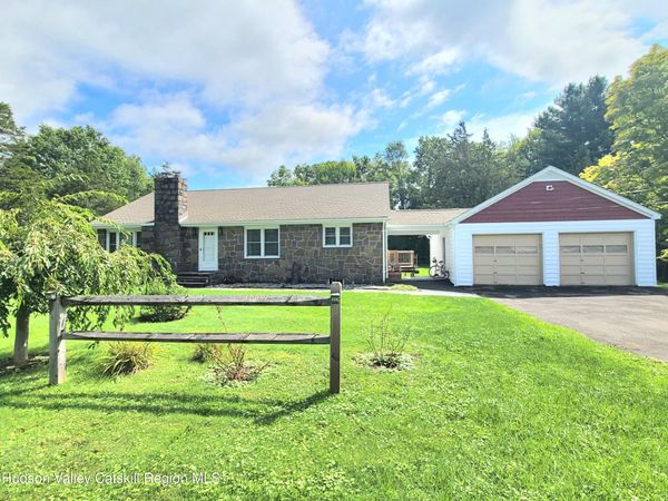 24 Dubois Road, New Paltz, NY 12561