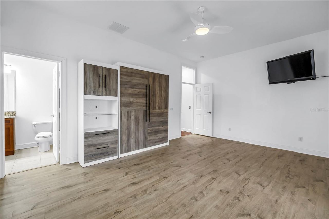 651 Saxony Boulevard, Saint Petersburg, FL 33716 Photo